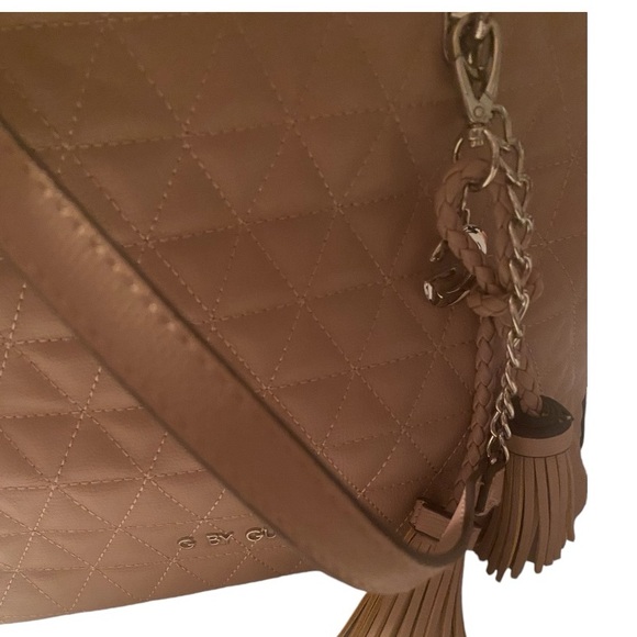 Guess Quilted Tote - Picture 10 of 16